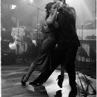 ../thumbnails/060-060-fo_tango_twodancers_Elitniy Kvartal Magazin_kremnef.jpg.small.jpeg